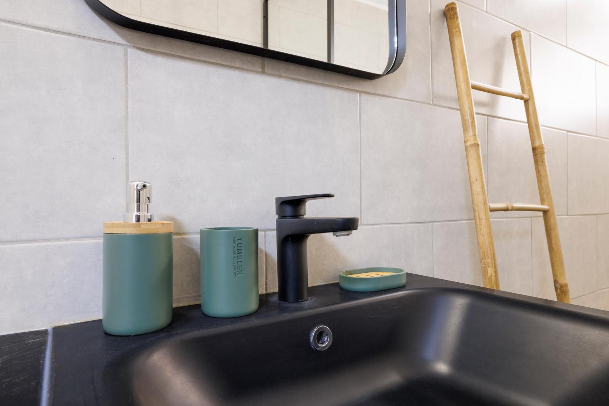 Nice Renting - Philibert - Elegant Spacious Quiet Near The Port Free Parking エクステリア 写真